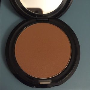 Stila Blush/Bronzer